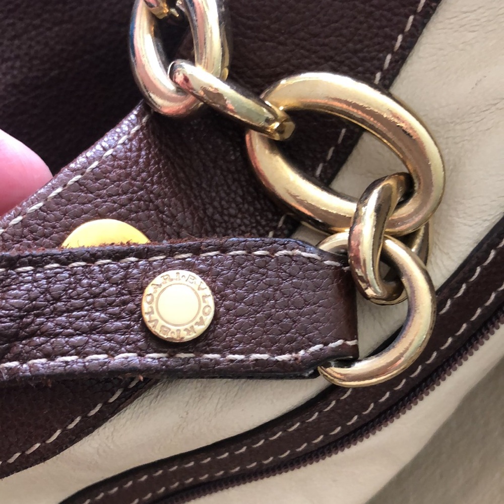 Bvlgari tote leather bag Size 18” x 12” x 5” - Picture 6 of 14